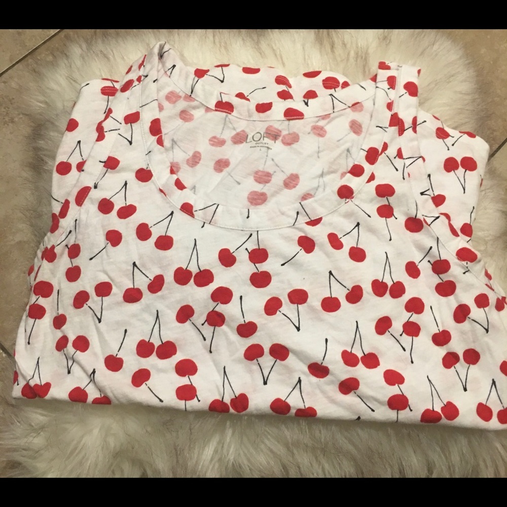 Loft cute cherry 🍒 print sleeveless top.